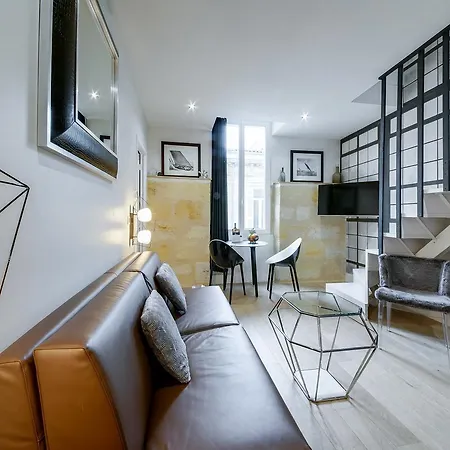 Les Suites Du Palais Gallien *