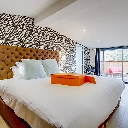 Les Suites Du Palais Gallien Bed & Breakfast