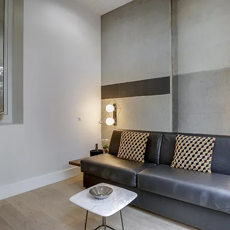 Les Suites Du Palais Gallien